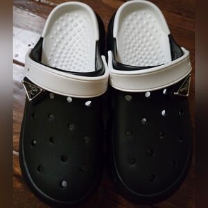 Adults Black and White Clogs Size 9 - 9.5